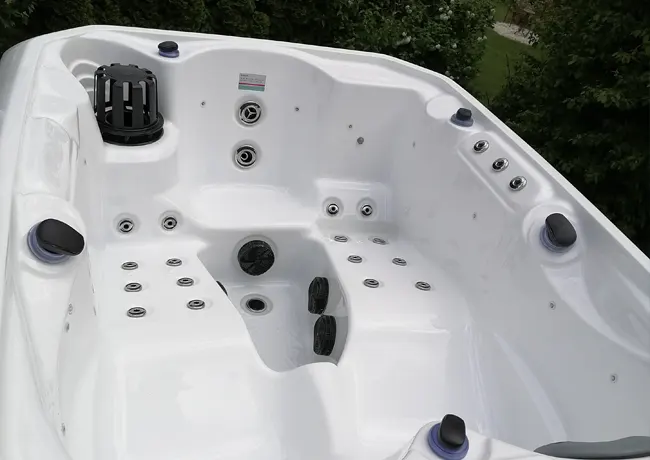 Garten Whirlpool Como